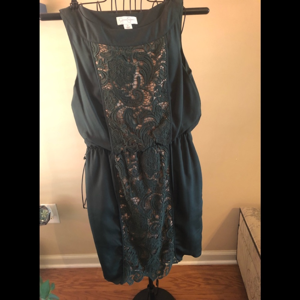 Jessica Simpson Sleeveless Dress. Sz. M